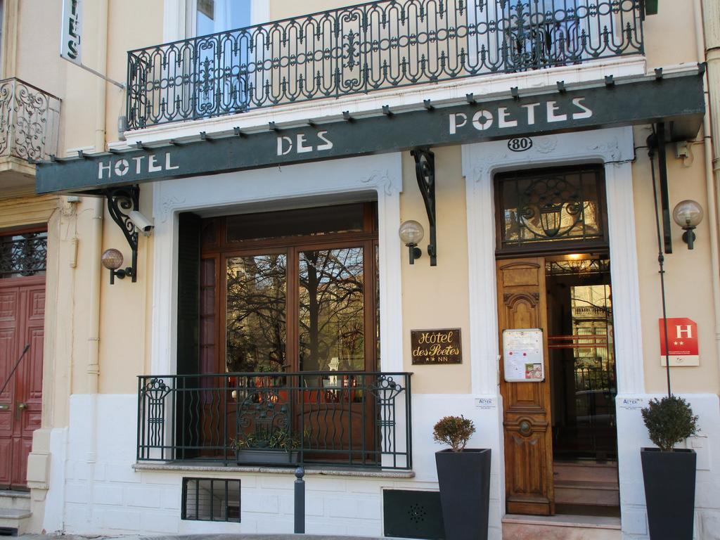 Hotel Des Poetes Avec Parking Sur Reservation Béziers Exteriör bild
